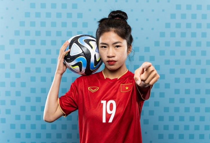 'Hot girl' Thanh Nhã bất ngờ gây sốt
