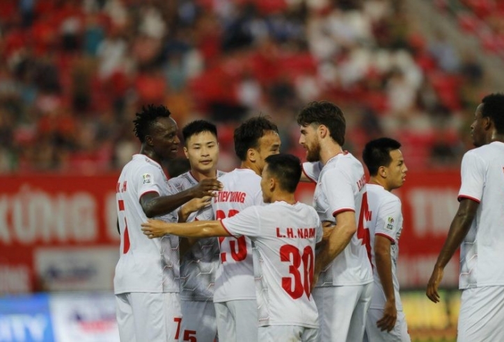 LĐBĐ châu Á phạt nặng loạt đội bóng Việt Nam