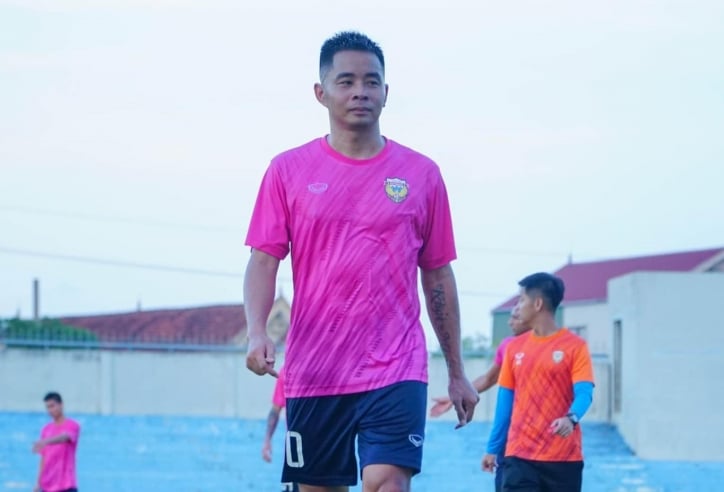 Vừa giải nghệ, cựu cầu thủ U23 Việt Nam tìm ngay được việc mới