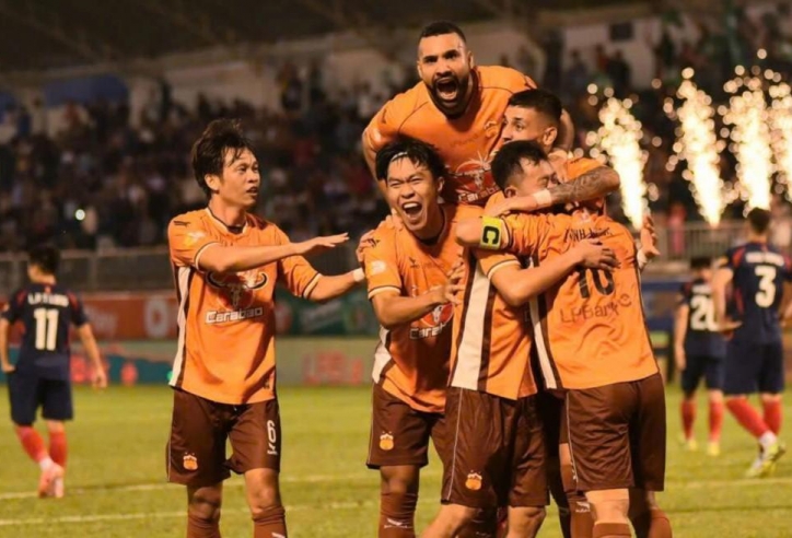BXH vòng 7 V-League mới nhất: Ngôi đầu lại đổi chủ, quá kịch tính