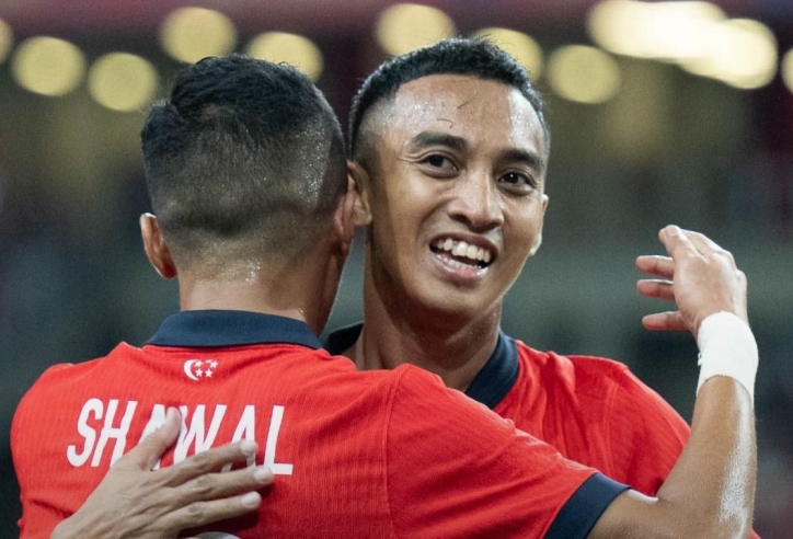 Thủ môn sai lầm tai hại, Campuchia thua cay đắng Singapore tại AFF Cup