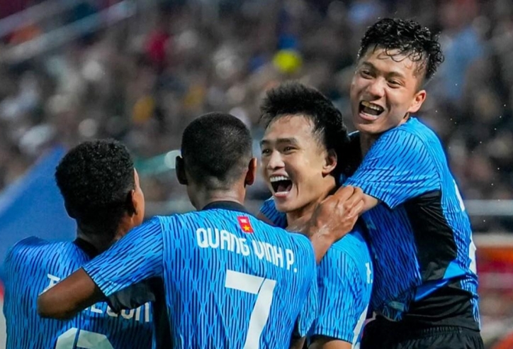 Loạt sao ĐT Việt Nam ghi bàn, CAHN vào bán kết Cúp Quốc gia 2024/25