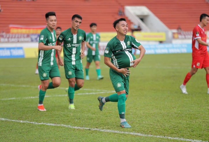 Công Phượng không ghi bàn, đội nhà đứt mạch chiến thắng