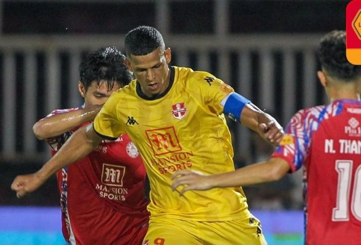 Hải Phòng 'thắng điên' TPHCM những phút cuối cùng