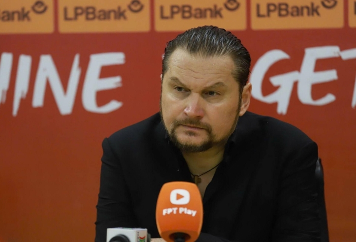 HLV Popov: 'Đáng ra Viettel phải ghi 4 bàn trong hiệp 1'