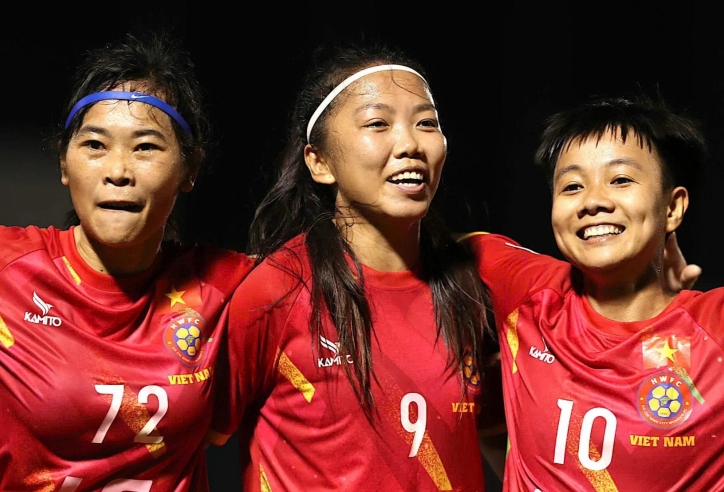 Huỳnh Như không ngừng tỏa sáng, đưa đội nhà tiến gần chức vô địch