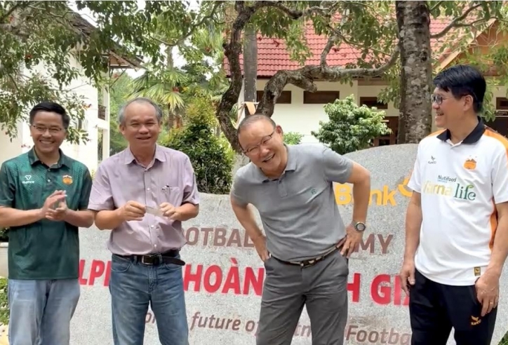 HLV Park Hang Seo đến HAGL