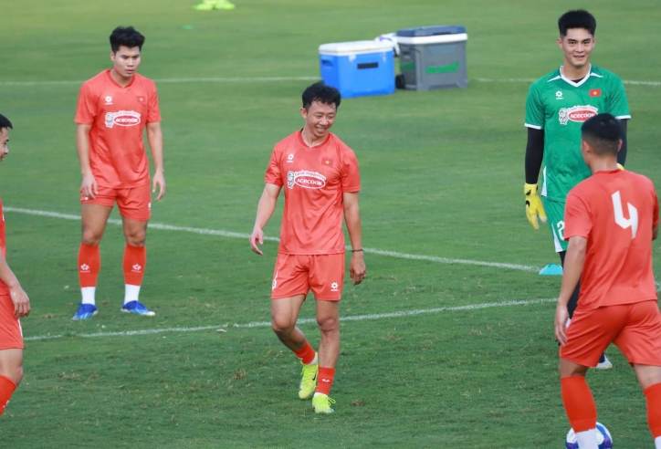 ĐT Việt Nam thắng 2-1 trước ngày sang Malaysia