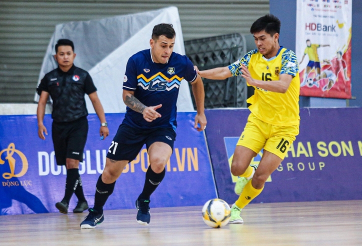 Thắng đậm 5-1 đối thủ, ĐKVĐ Thái Sơn Nam đòi lại ngôi đầu