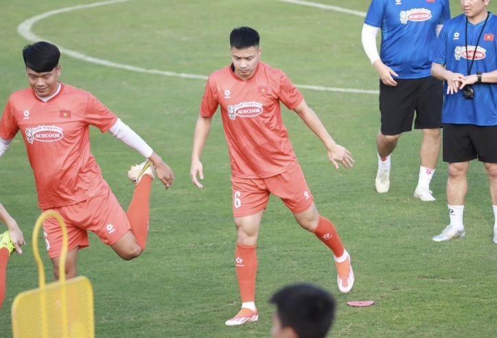 Vừa vô địch, Nam Định chiêu mộ ngay 2 tân binh