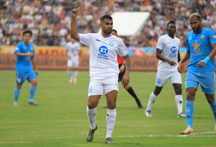 Trực tiếp Nam Định 0-0 Hà Tĩnh: Thiên Trường rực lửa