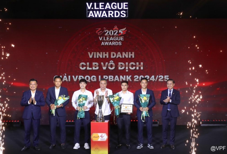 Văn Toàn: 'Nam Định muốn vô địch V-League lần thứ 3 liên tiếp'