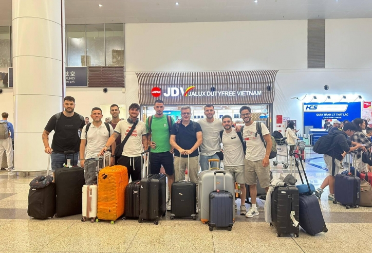 Loạt HLV Tây Ban Nha cập bến 'đại gia' V-League