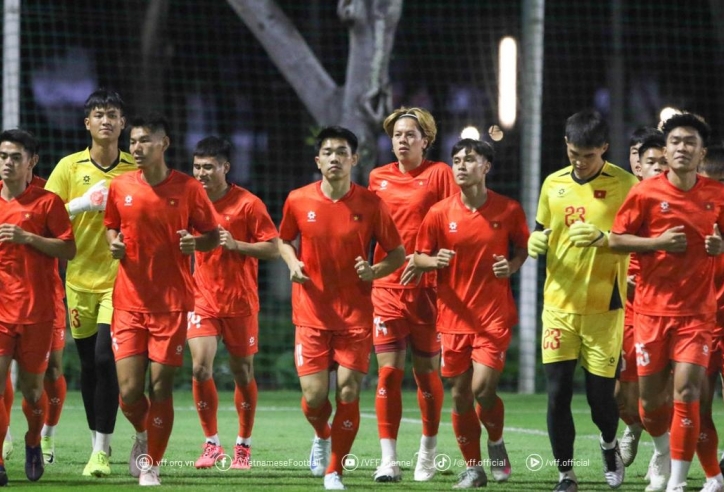 Vừa tới Indonesia, U23 Việt Nam gặp 'sự cố' bất ngờ