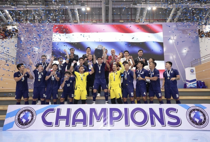 Thắng 3-2 đội Tây Á, Thái Lan lên ngôi vô địch trên sân nhà
