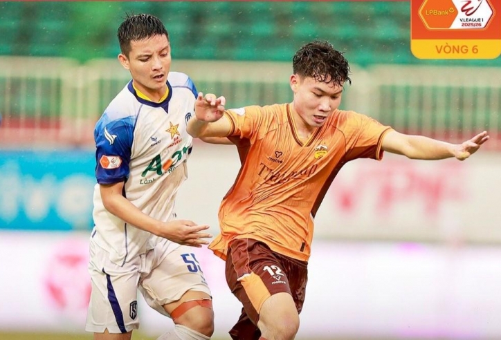 Ngoại binh Brazil sút penalty lên trời, HAGL chia điểm SLNA trên sân Pleiku