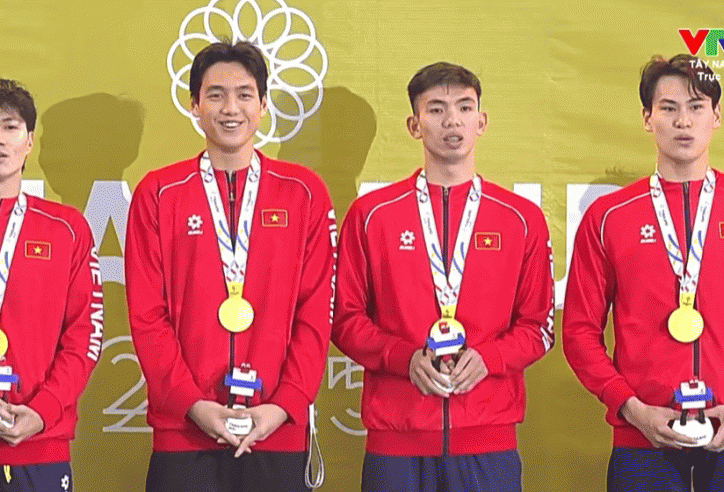 Kình ngư 17 tuổi gây sốt, ĐT bơi giành HCV quý giá cho đoàn Việt Nam