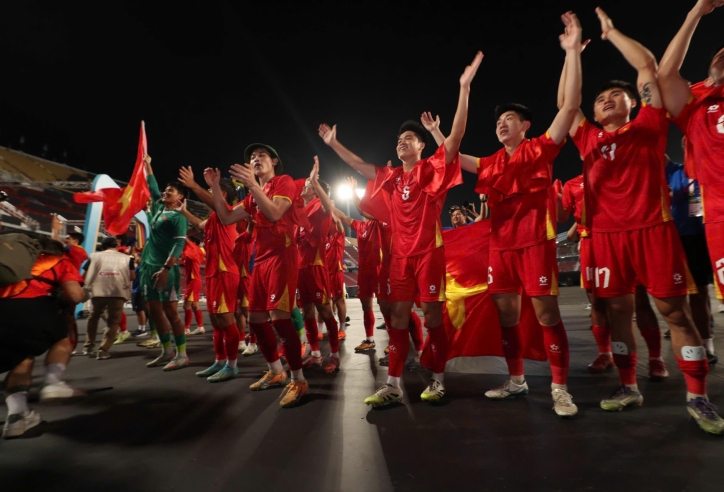 Bóng đá Việt Nam giành cú đúp HCV SEA Games lịch sử trong 1 ngày