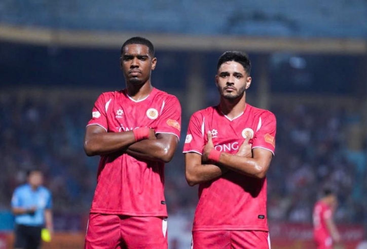 Tiền đạo Brazil hạnh phúc khi giành danh hiệu cao quý ở Việt Nam