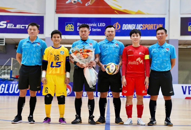 Giã từ sân cỏ, tiền vệ ĐT Việt Nam bất ngờ tái xuất ở sân futsal