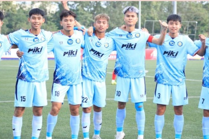 Thêm 8 cầu thủ Việt Nam nhận án phạt nặng từ VFF