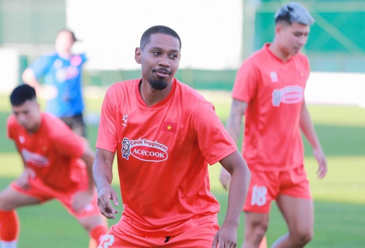 Hậu vệ Việt kiều ĐT Việt Nam trở về Pháp