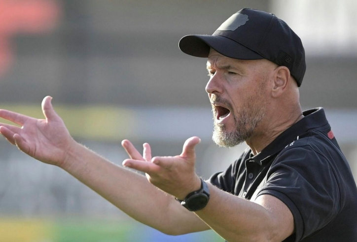 HLV Ten Hag: 'Tôi chẳng quan tâm tới kết quả trước mùa giải'