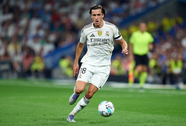 Cựu sao MU chơi quá hay tại Real, Xabi Alonso phấn khích tột độ