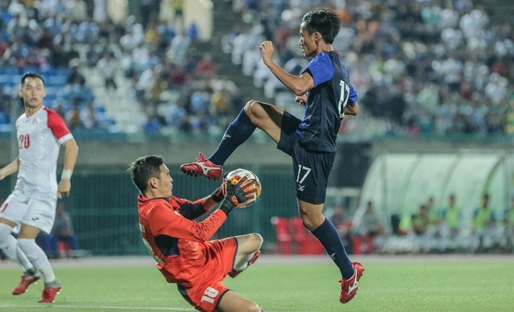 Thi đấu quả cảm, Campuchia cầm hòa Hong Kong ngay trên sân khách