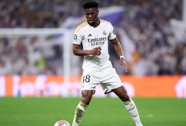 Sao Real Madrid trải lòng sau khi bị la ó tại chính Bernabeu