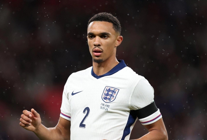 'Báo động đỏ' cho Trent Alexander-Arnold