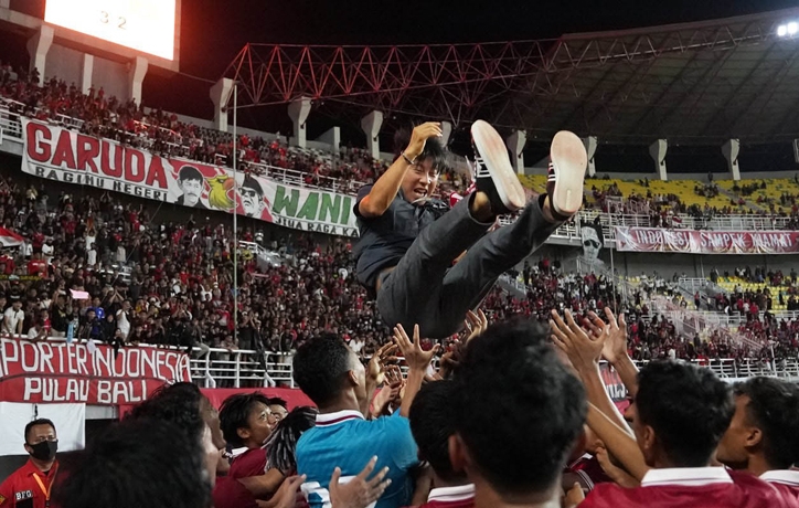 Cả xứ Vạn đảo ăn mừng chiến thắng của U20 Indonesia: Bóng đá Việt Nam khiến họ sợ đến thế sao?