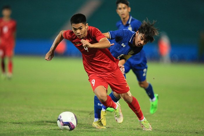 U17 Việt Nam tạo nên lịch sử trước bóng đá Thái Lan sau thắng lợi chóng vánh