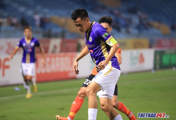 Văn Quyết tuyên bố 'cứng' sau khi tỏa sáng đưa Hà Nội FC trở lại ngôi đầu