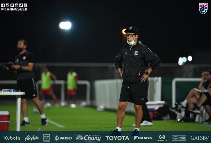 HLV ĐT Thái Lan khen ngợi cầu thủ sau trận thua Oman