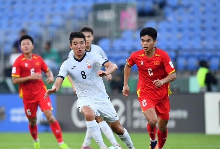 CĐV Trung Quốc thừa nhận đã bị bóng đá Việt Nam vượt mặt