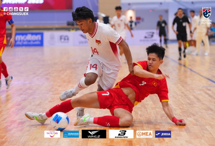 CĐV Indonesia bùng nổ cảm xúc khi thắng Việt Nam 7-3, vào chung kết AFF