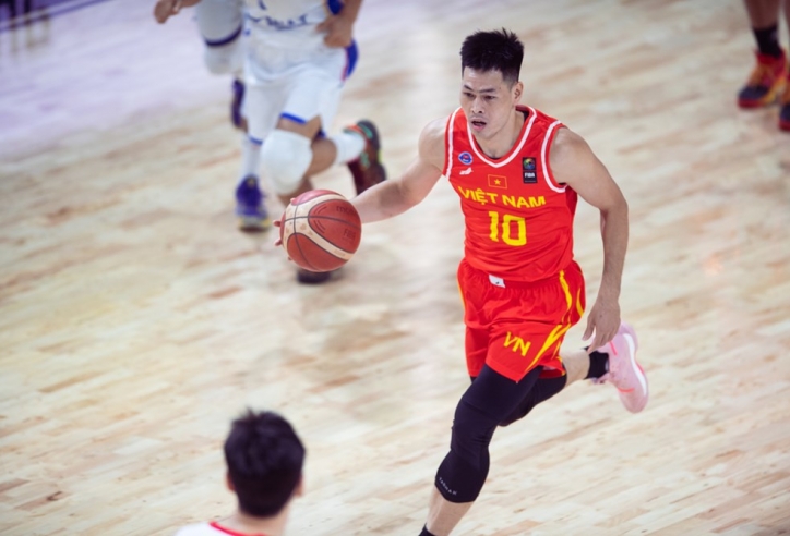 Huy hoàng 4 phút, Việt Nam bị Malaysia xử đẹp ở giải bóng rổ Châu Á