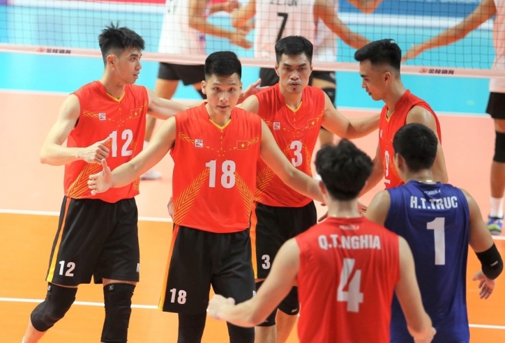 Bóng chuyền nam Việt Nam chốt đội hình dự Challenger Cup châu Á 2023