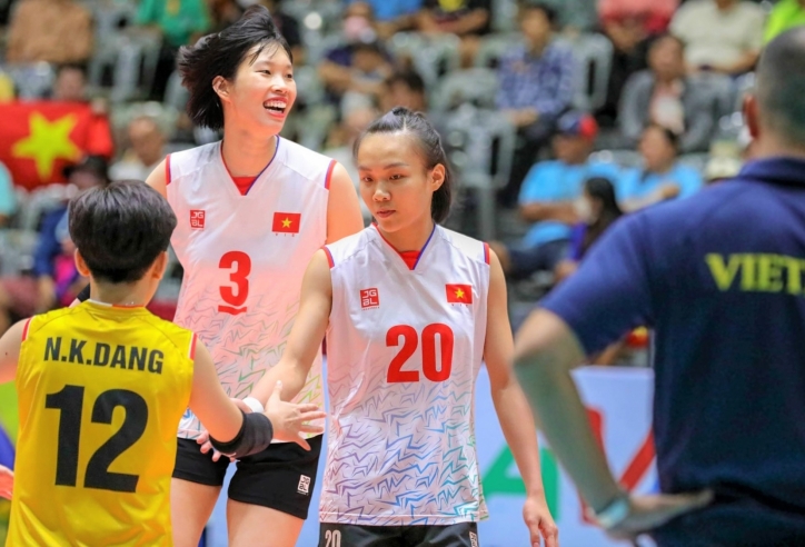 Việt Nam bất bại vào vòng 8 đội giải châu Á, tái ngộ đại kình địch Thái Lan