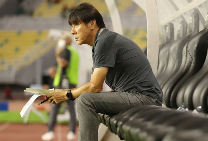 HLV Shin Tae Yong bị chỉ trích nặng nề trước trận U20 Việt Nam vs U20 Indonesia