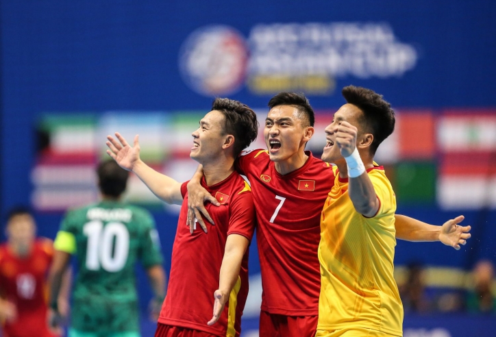 HLV futsal Việt Nam 'chê' học trò dù giành quyền vào tứ kết futsal châu Á 2022
