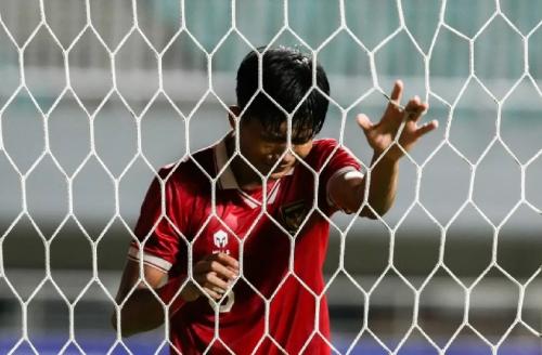 Indonesia xấu hổ vì thậm chí còn thua cả 'đội bóng tí hon'