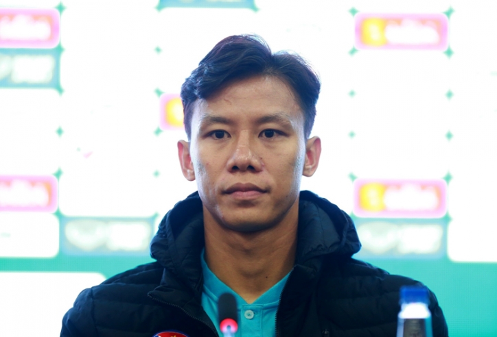 Trung vệ số 1 ĐT Việt Nam: 'Chúng tôi sẽ cố gắng hết mình để có được suất đá chính'