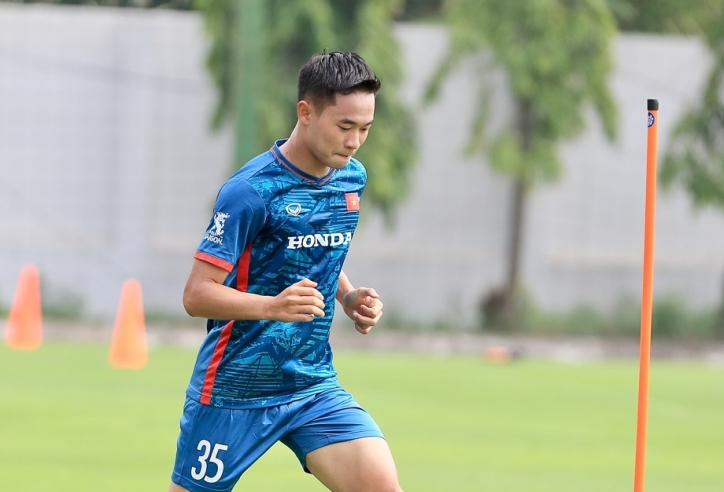 Cầu thủ xuất ngoại của HAGL cùng tân HLV U23 Việt Nam tập buổi đầu