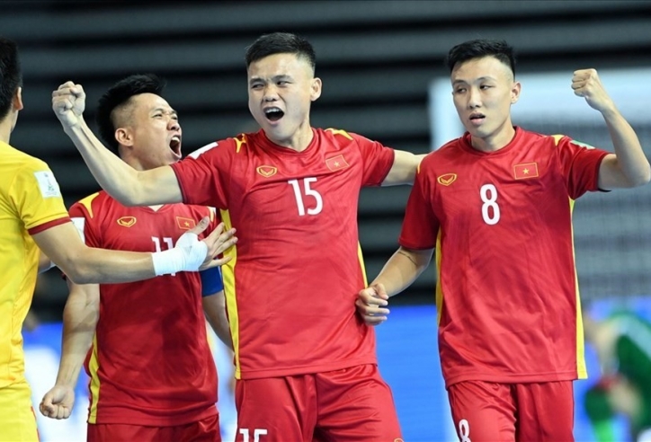 Trực tiếp futsal Việt Nam 1-1 Myanmar: Cân bằng tỷ số