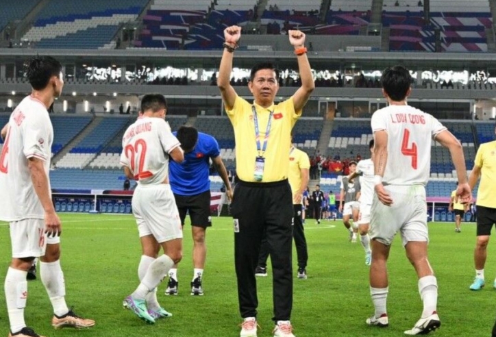 AFC 'phát sốt' vì HLV Hoàng Anh Tuấn