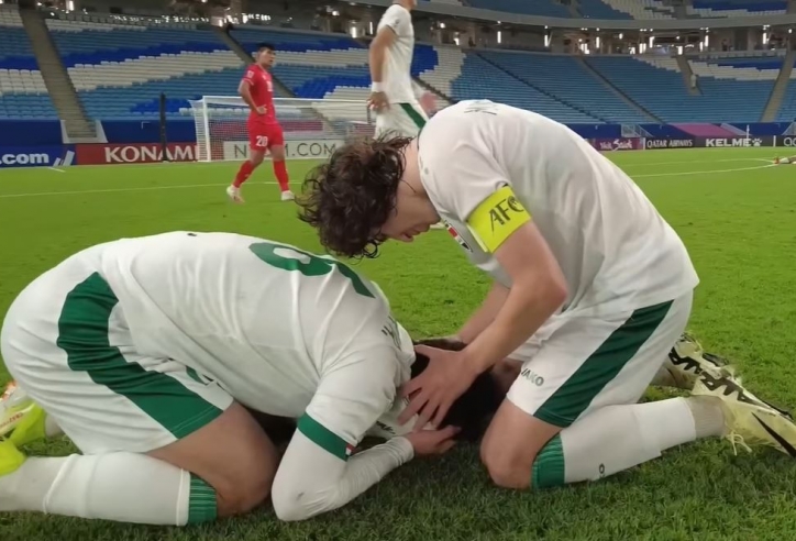 VIDEO: Cầu thủ Iraq khóc nức nở khi thắng U23 Việt Nam