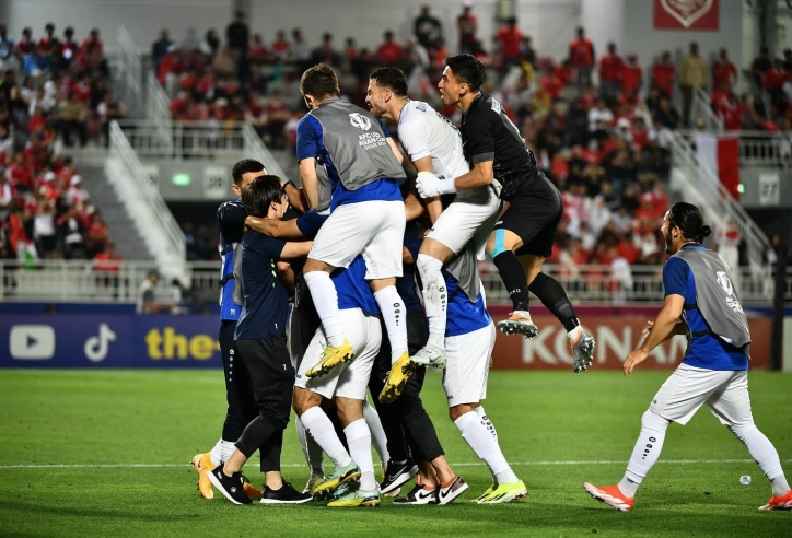 Vừa mất chức vô địch, U23 Uzbekistan lập tức đón tin vui từ AFC