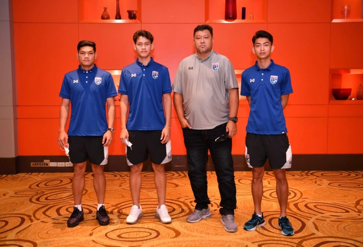 HLV U23 Thái Lan làm điều hiếm thấy tại Dubai Cup 2022